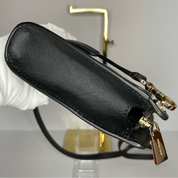 Michael Kors Jet Set Travel Crossbody - Picture 6 of 11